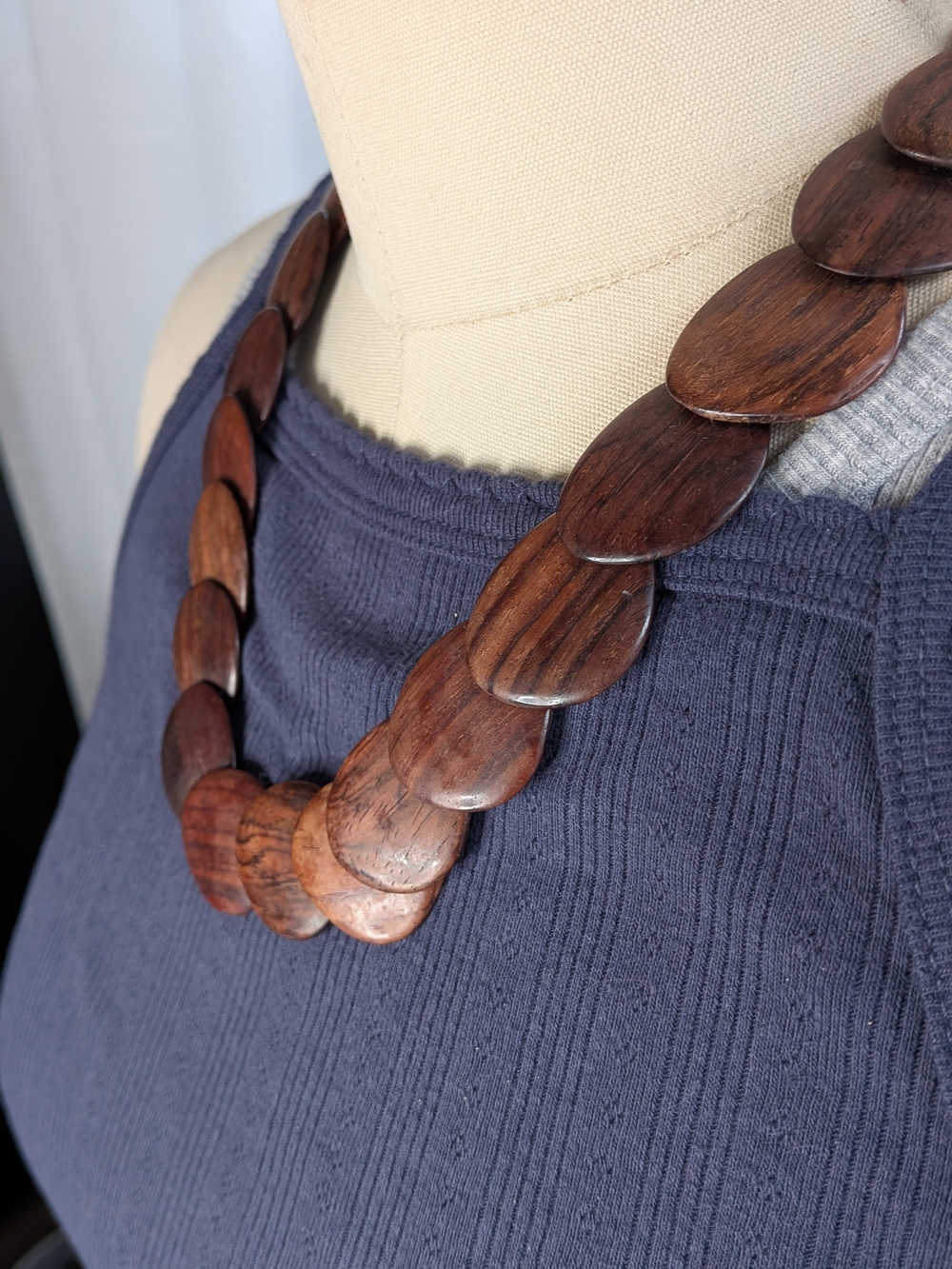 Chunky Flat Disc Wood Statement Necklace Dark Brown Mahogany Natural Grain
